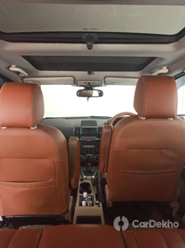 https://stimg2.cardekho.com/images/usedcarimages/large/3-2023/3650433/88988002-B725-474E-9860-010387F2A4CF.jpg?imwidth=6402