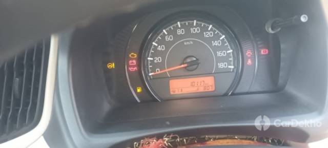 https://stimg2.cardekho.com/images/usedcarimages/large/3-2023/3650860/IMG-20230313-WA0001.jpg?imwidth=6400