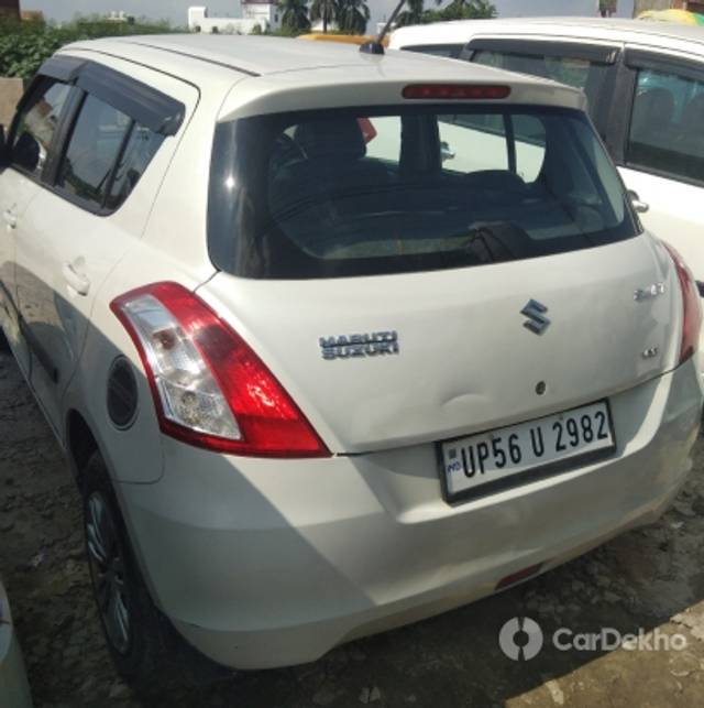 https://stimg2.cardekho.com/images/usedcarimages/large/3-2023/3650873/IMG_20230224_093119.jpg?imwidth=6400