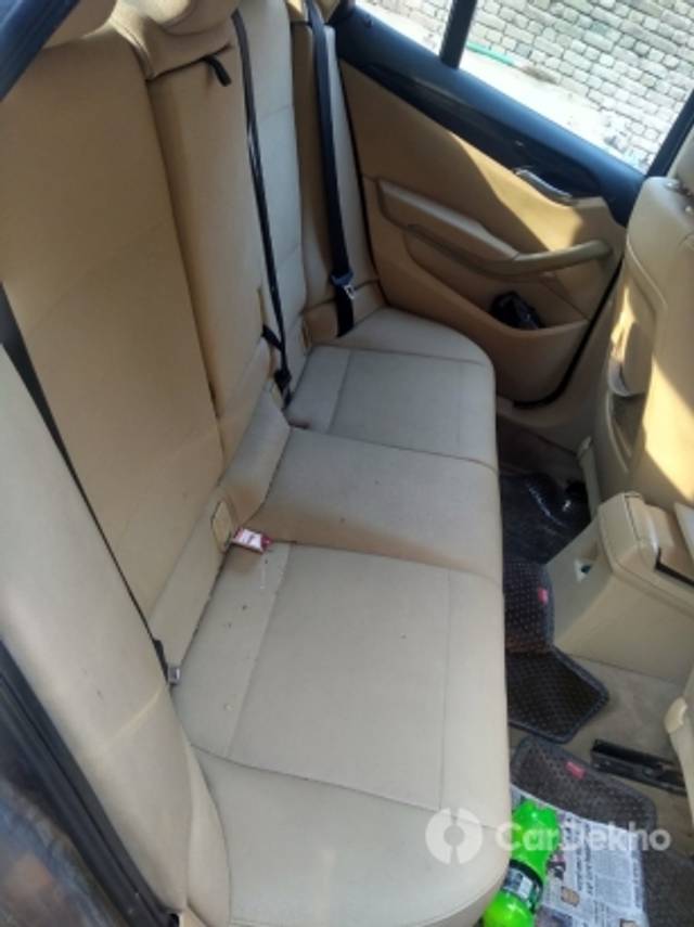 https://stimg2.cardekho.com/images/usedcarimages/large/3-2023/3650929/IMG-20230314-WA0006.jpg?imwidth=6401