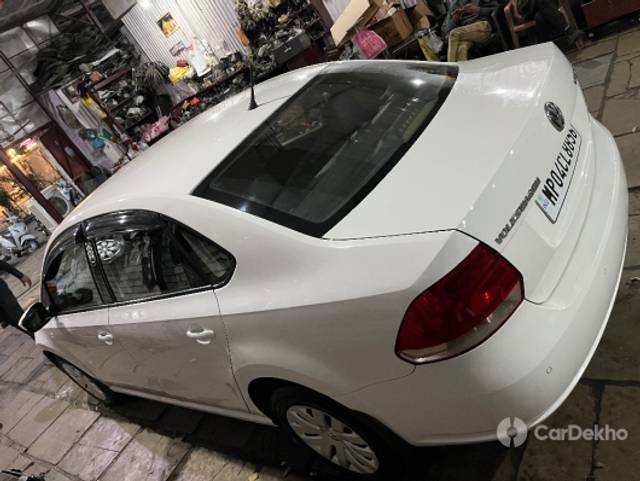 https://stimg2.cardekho.com/images/usedcarimages/large/3-2023/3651051/169C3F68-7AED-46FA-B350-75E47F142482.jpg?imwidth=6401