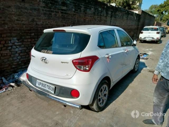 https://stimg2.cardekho.com/images/usedcarimages/large/3-2023/3651244/IMG-20230302-WA0017.jpg?imwidth=6401