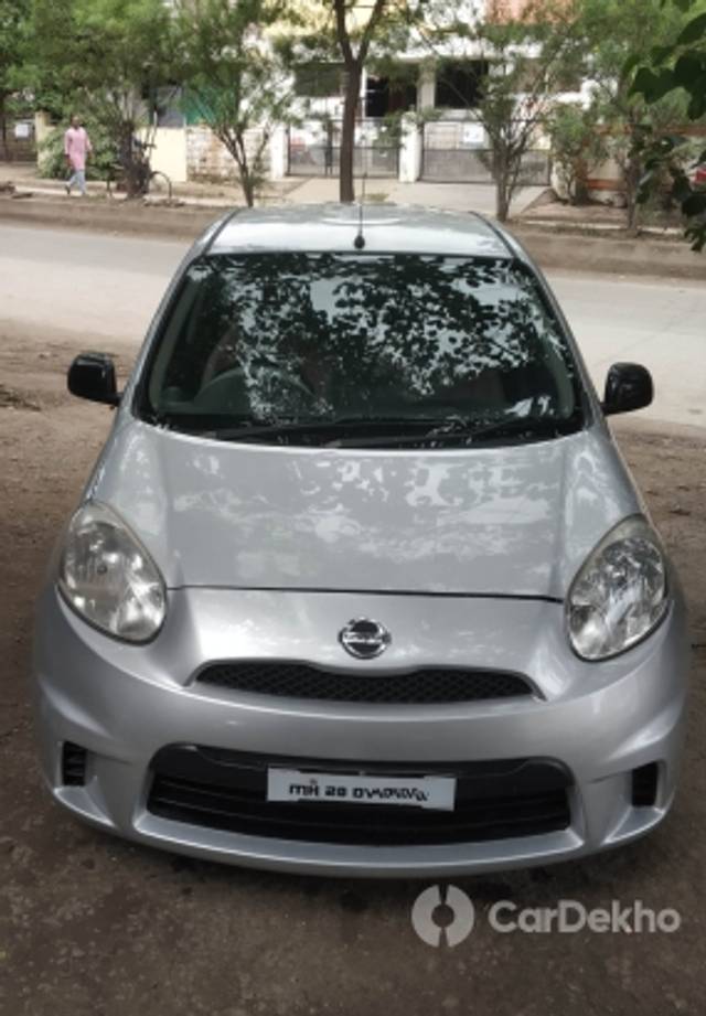 https://stimg2.cardekho.com/images/usedcarimages/large/3-2023/3651324/IMG_20220819_145559.jpg?imwidth=6400