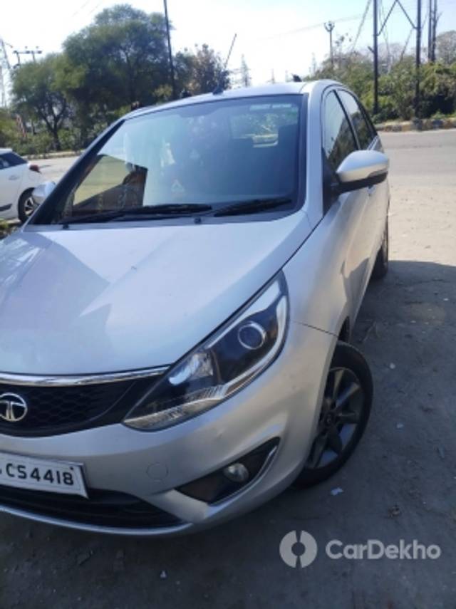 https://stimg2.cardekho.com/images/usedcarimages/large/3-2023/3651937/IMG-20230316-WA0106.jpg?imwidth=6401