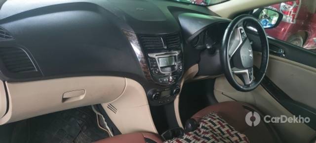 https://stimg2.cardekho.com/images/usedcarimages/large/3-2023/3652009/IMG20230221154903.jpg?imwidth=6402