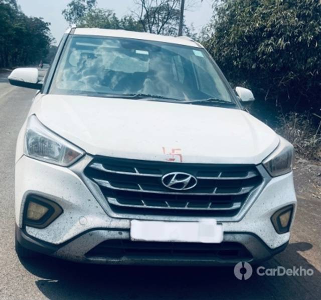 https://stimg2.cardekho.com/images/usedcarimages/large/3-2023/3652039/EB19CBA5-A603-4FA7-82E7-FBF3AB18367C.jpg?imwidth=6400