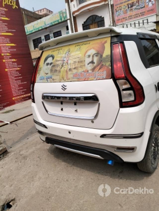 https://stimg2.cardekho.com/images/usedcarimages/large/3-2023/3652290/IMG20230317130612.jpg?imwidth=6402