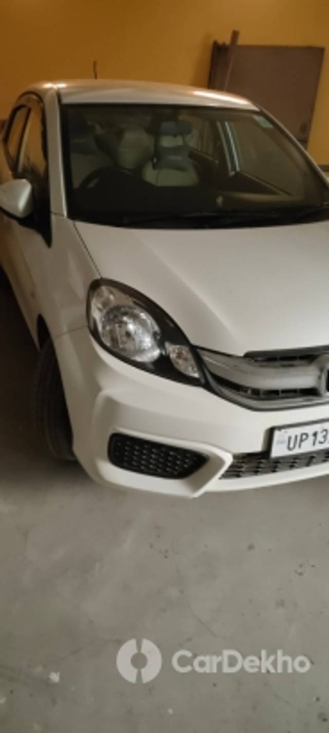 https://stimg2.cardekho.com/images/usedcarimages/large/3-2023/3652665/IMG_20230117_123710.jpg?imwidth=6402