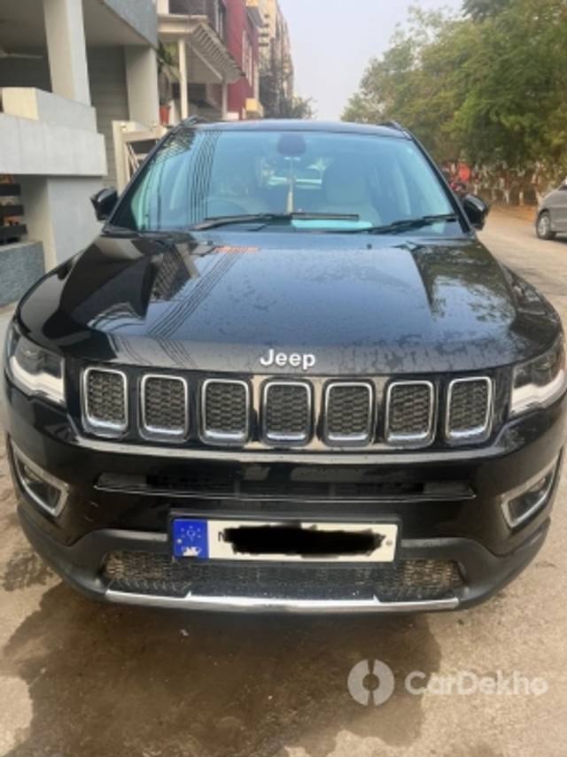 https://stimg2.cardekho.com/images/usedcarimages/large/3-2023/3653221/9E684408-143D-4223-8892-51FB3B30C2EA.jpg?imwidth=6400