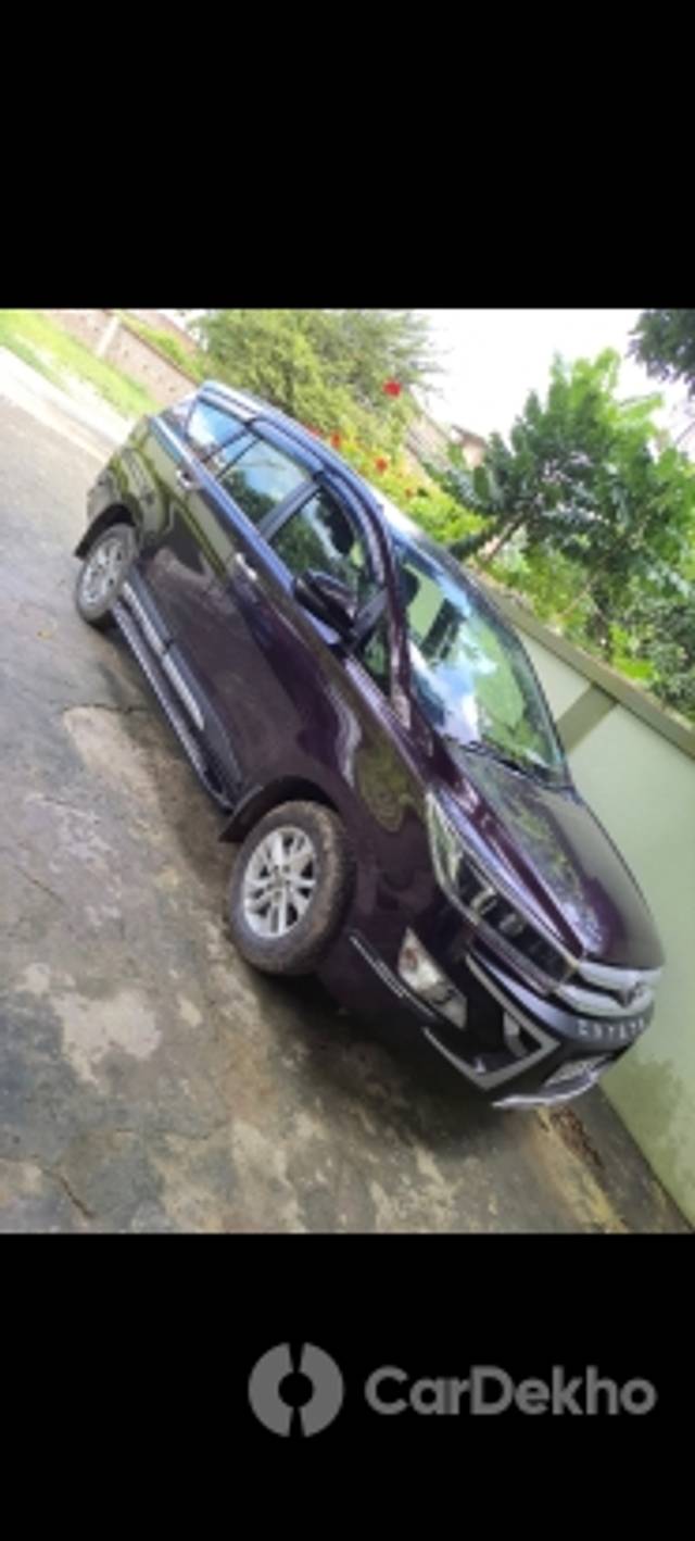 https://stimg2.cardekho.com/images/usedcarimages/large/3-2023/3653367/Screenshot_20230311_133916_Gallery.jpg?imwidth=6400