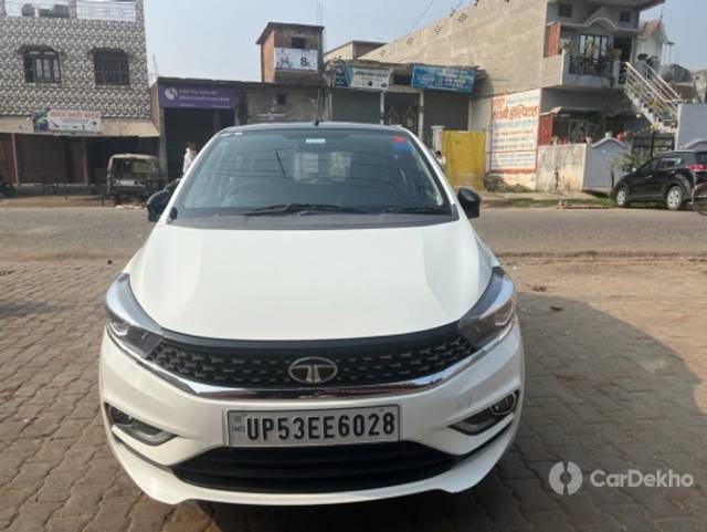 https://stimg2.cardekho.com/images/usedcarimages/large/3-2023/3653407/IMG-20230221-WA0033.jpg?imwidth=6400