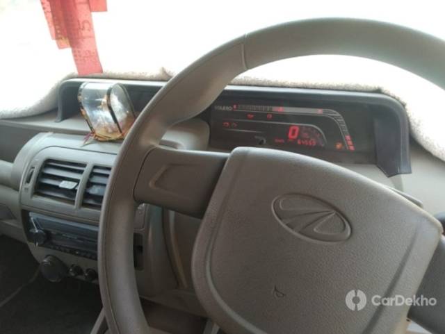 https://stimg2.cardekho.com/images/usedcarimages/large/3-2023/3653413/IMG-20230315-WA0009.jpg?imwidth=6402