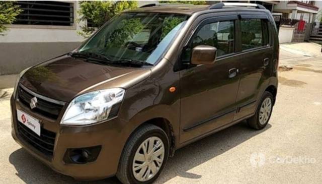 https://stimg2.cardekho.com/images/usedcarimages/large/3-2023/3653482/IMG_20230318_114600.jpg?imwidth=6400