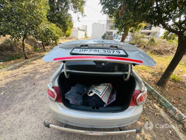 https://stimg2.cardekho.com/images/usedcarimages/large/3-2023/3653511/WhatsAppImage2023-03-18at12.26.56PM(1)1.jpg?imwidth=6401