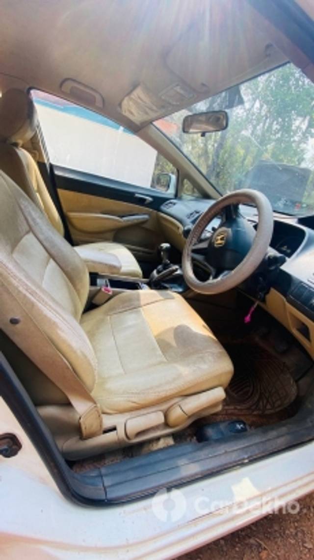 https://stimg2.cardekho.com/images/usedcarimages/large/3-2023/3653560/IMG-20230316-WA0012.jpg?imwidth=6402
