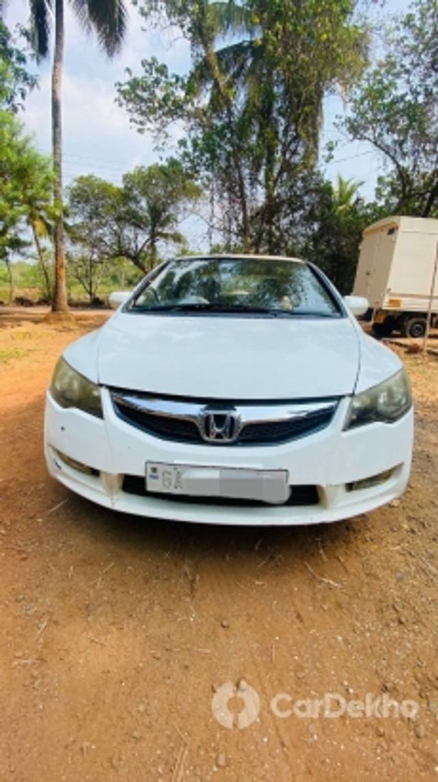 https://stimg2.cardekho.com/images/usedcarimages/large/3-2023/3653560/IMG_20230318_122733.jpg?imwidth=6400