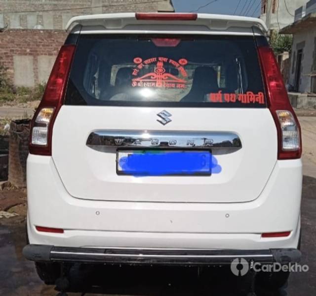 https://stimg2.cardekho.com/images/usedcarimages/large/3-2023/3654139/IMG-20230318-WA0026.jpg?imwidth=6402