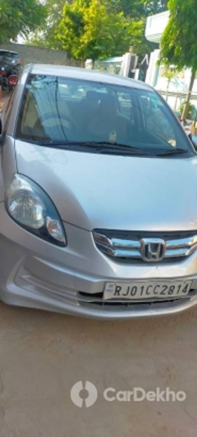 https://stimg2.cardekho.com/images/usedcarimages/large/3-2023/3654240/IMG-20230318-WA0071.jpg?imwidth=6400