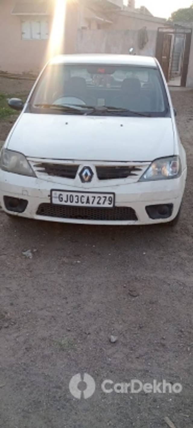 https://stimg2.cardekho.com/images/usedcarimages/large/3-2023/3654559/IMG-20230118-WA0068.jpg?imwidth=6400