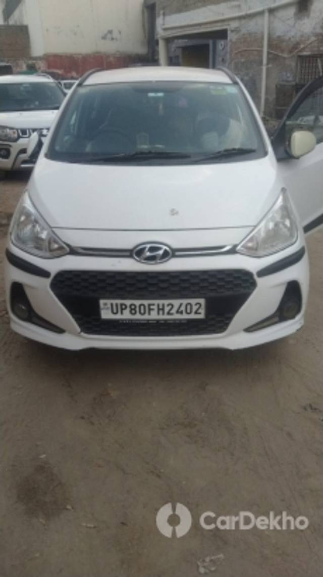 https://stimg2.cardekho.com/images/usedcarimages/large/3-2023/3654634/IMG-20230227-WA0017.jpg?imwidth=6400