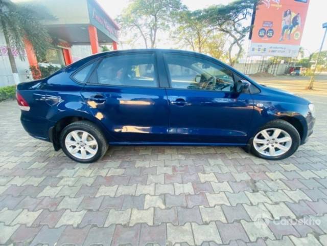 https://stimg2.cardekho.com/images/usedcarimages/large/3-2023/3654808/IMG-20230210-WA0035.jpg?imwidth=6401
