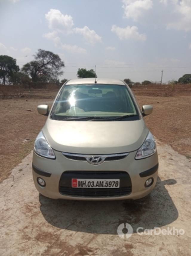 https://stimg2.cardekho.com/images/usedcarimages/large/3-2023/3655019/IMG_20230319_113626.jpg?imwidth=6400