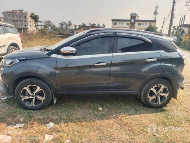 https://stimg2.cardekho.com/images/usedcarimages/large/3-2023/3655056/IMG-20230216-WA0007.jpg?imwidth=6401