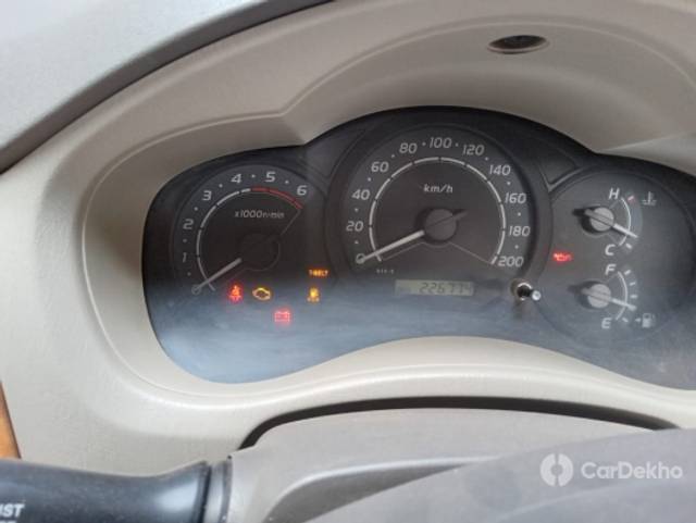 https://stimg2.cardekho.com/images/usedcarimages/large/3-2023/3655167/IMG-20230319-WA0029.jpg?imwidth=6401