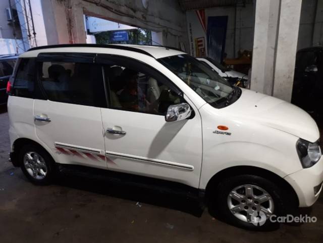 https://stimg2.cardekho.com/images/usedcarimages/large/3-2023/3655176/IMG-20230319-WA0001.jpg?imwidth=6401
