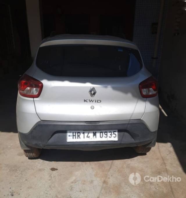 https://stimg2.cardekho.com/images/usedcarimages/large/3-2023/3655333/IMG-20230320-WA00000.jpg?imwidth=6400