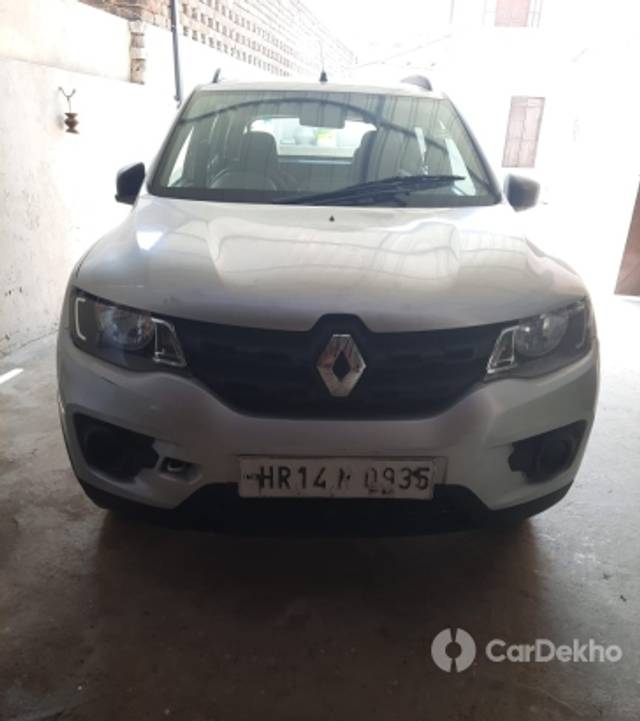 https://stimg2.cardekho.com/images/usedcarimages/large/3-2023/3655333/IMG-20230320-WA00012.jpg?imwidth=6401