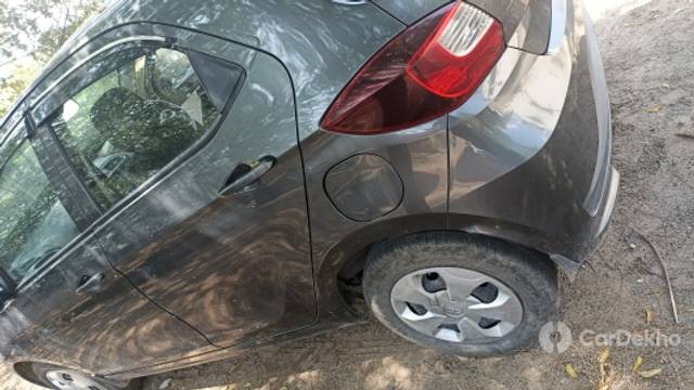 https://stimg2.cardekho.com/images/usedcarimages/large/3-2023/3656965/IMG-20230320-WA0013.jpg?imwidth=6402