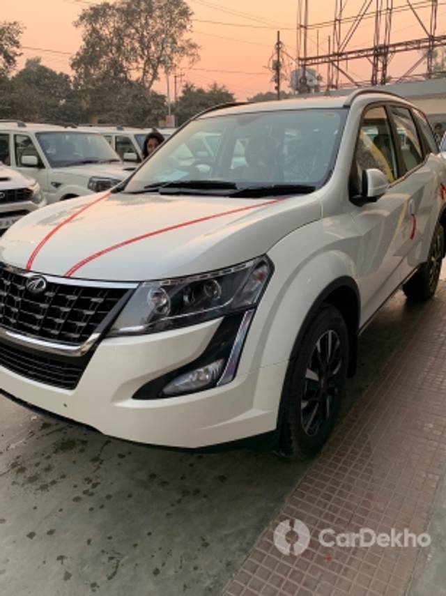 https://stimg2.cardekho.com/images/usedcarimages/large/3-2023/3657060/D63D14C3-32C4-418D-9A6E-2EA36A08FC5F.jpg?imwidth=6400