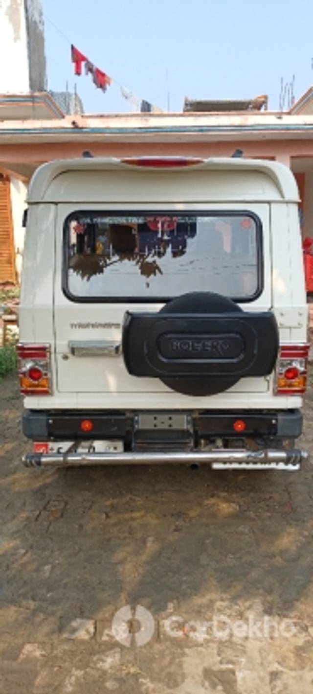 https://stimg2.cardekho.com/images/usedcarimages/large/3-2023/3657318/20230209_142320.jpg?imwidth=6401
