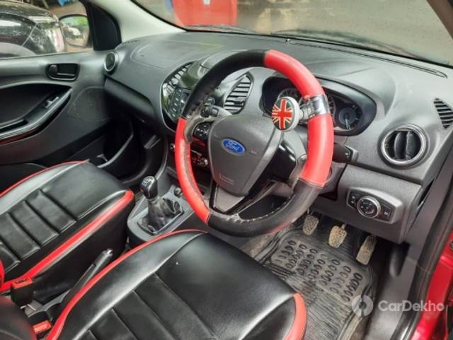 https://stimg2.cardekho.com/images/usedcarimages/large/3-2023/3658034/IMG-20230322-WA0019.jpg?imwidth=6402