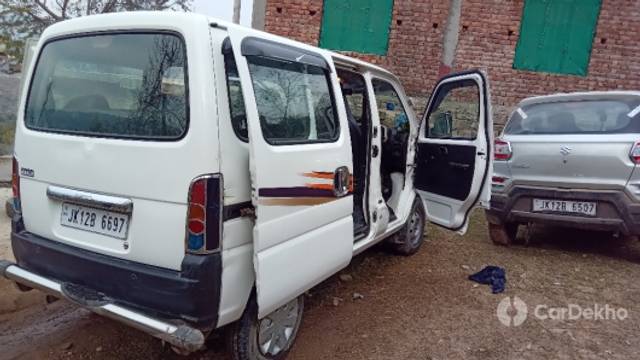 https://stimg2.cardekho.com/images/usedcarimages/large/3-2023/3658478/20221225_001928656.jpg?imwidth=6401