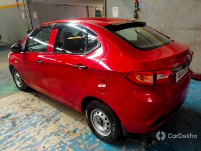 https://stimg2.cardekho.com/images/usedcarimages/large/3-2023/3658489/IMG20220603163508.jpg?imwidth=6402