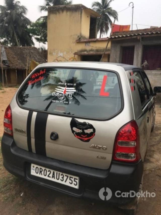 https://stimg2.cardekho.com/images/usedcarimages/large/3-2023/3658810/IMG-20230322-WA0007.jpg?imwidth=6402