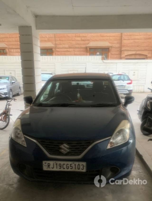 https://stimg2.cardekho.com/images/usedcarimages/large/3-2023/3658868/3786600C-83EC-4675-A69B-8FBA32D656EB.jpg?imwidth=6400