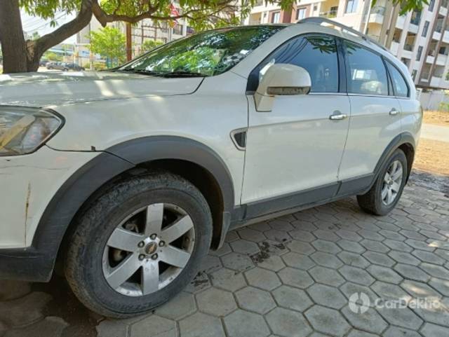 https://stimg2.cardekho.com/images/usedcarimages/large/3-2023/3658940/WhatsAppImage2023-03-21at6.20.45PM(2).jpg?imwidth=6402