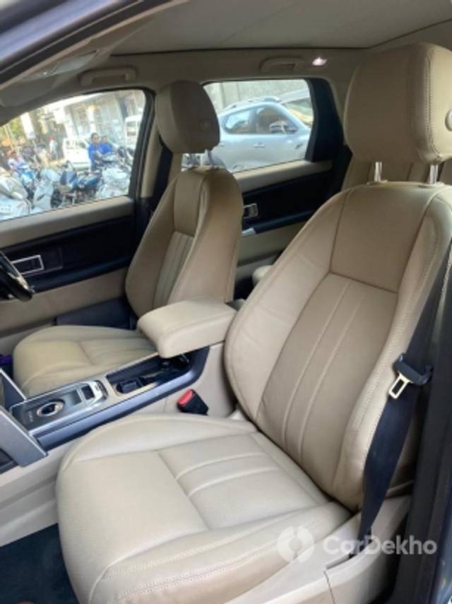 https://stimg2.cardekho.com/images/usedcarimages/large/3-2023/3659251/WhatsAppImage2023-03-23at4.03.06PM(2).jpg?imwidth=6402
