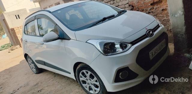 https://stimg2.cardekho.com/images/usedcarimages/large/3-2023/3659745/B612_20230323_085843_619.jpg?imwidth=6400