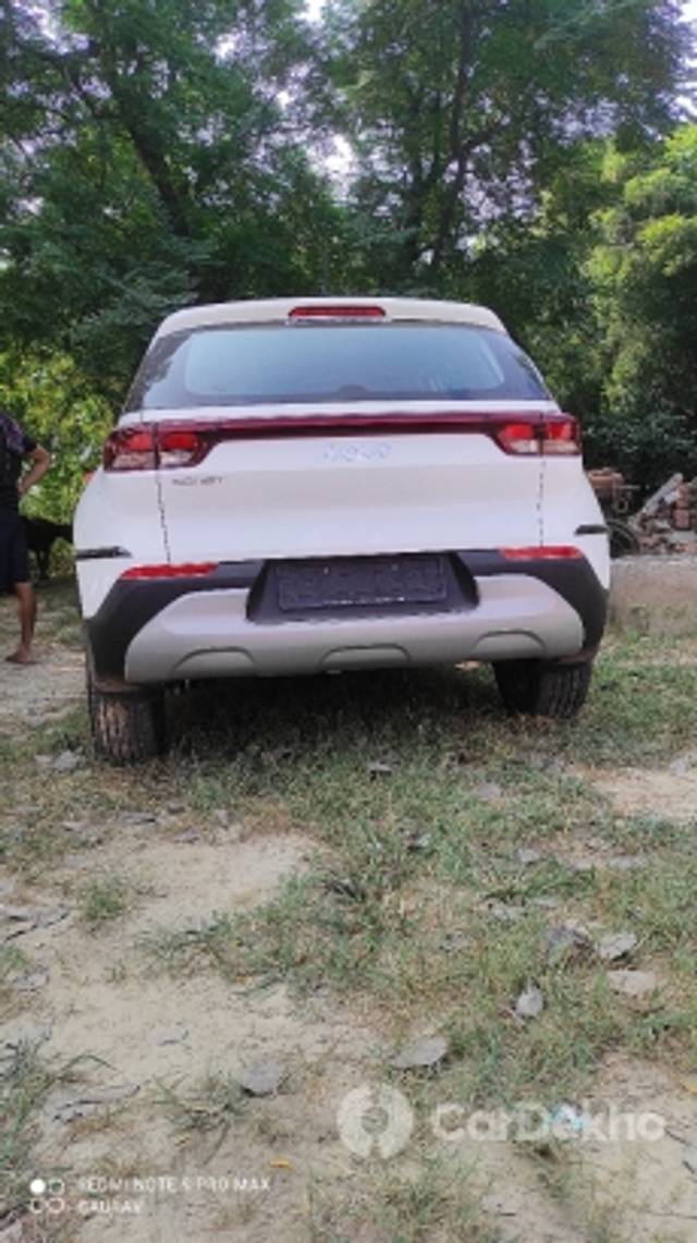 https://stimg2.cardekho.com/images/usedcarimages/large/3-2023/3660944/IMG_20220909_091743.jpg?imwidth=6402
