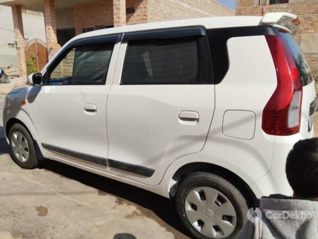 https://stimg2.cardekho.com/images/usedcarimages/large/3-2023/3661078/IMG-20230322-WA0008.jpg?imwidth=6402