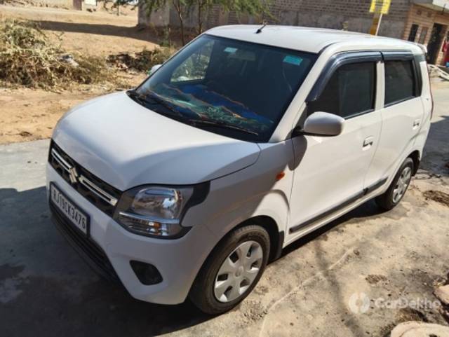 https://stimg2.cardekho.com/images/usedcarimages/large/3-2023/3661078/IMG-20230322-WA0011.jpg?imwidth=6401