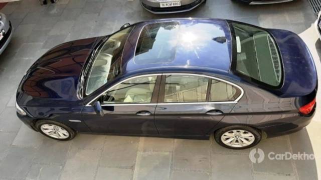 https://stimg2.cardekho.com/images/usedcarimages/large/3-2023/3661164/E468979D-59FA-4F04-86B6-244DC7DF63C4.jpg?imwidth=6402