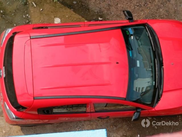 https://stimg2.cardekho.com/images/usedcarimages/large/3-2023/3661326/IMG20211010133830.jpg?imwidth=6401