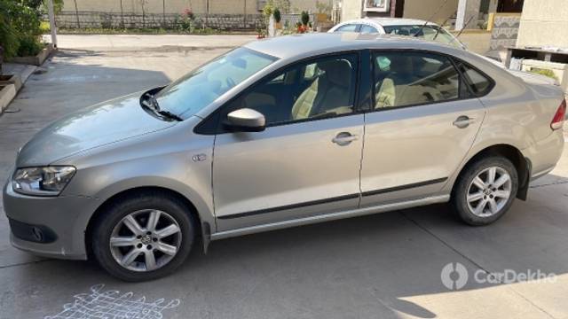 https://stimg2.cardekho.com/images/usedcarimages/large/3-2023/3661351/F67E0CE0-8991-4D6B-AAFB-517A411ED5E5.jpg?imwidth=6402