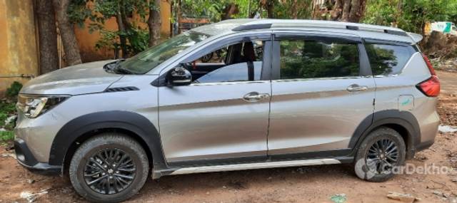 https://stimg2.cardekho.com/images/usedcarimages/large/3-2023/3661355/20210816_145306.jpg?imwidth=6402