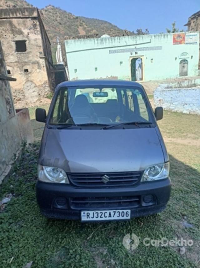https://stimg2.cardekho.com/images/usedcarimages/large/3-2023/3661507/IMG20230312104342.jpg?imwidth=6400